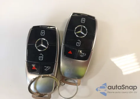 2023 Mercedes-Benz E 350 4Matic z USA, uszkodzony, nr VIN W1KZF8EB2PB137329